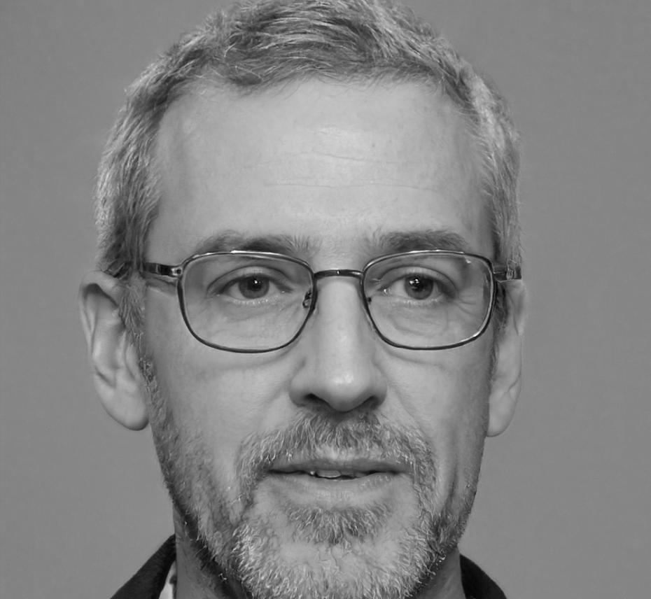 Carlos Mendoza, Director de Análisis Financiero
